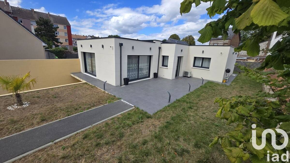 Photo 1 - Maison à CAUDEBEC-LES-ELBEUF