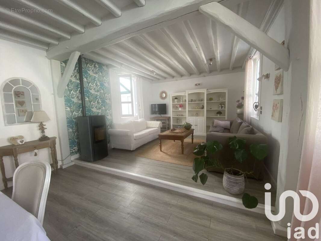 Photo 2 - Maison à NOYON