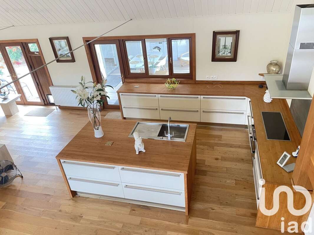 Photo 3 - Maison à CHATEAU-GARNIER