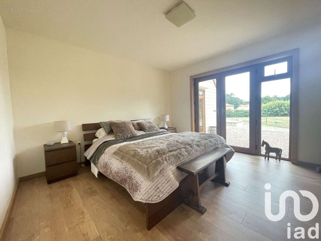 Photo 9 - Maison à CHATEAU-GARNIER