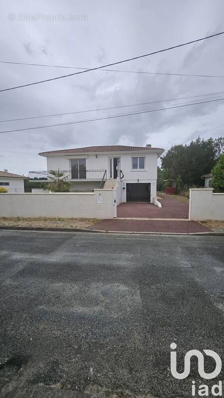 Photo 1 - Maison à SAUJON