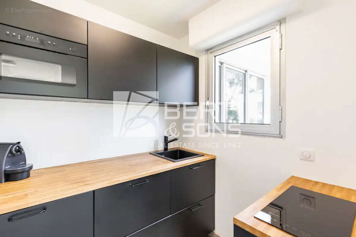 Appartement à MANDELIEU-LA-NAPOULE