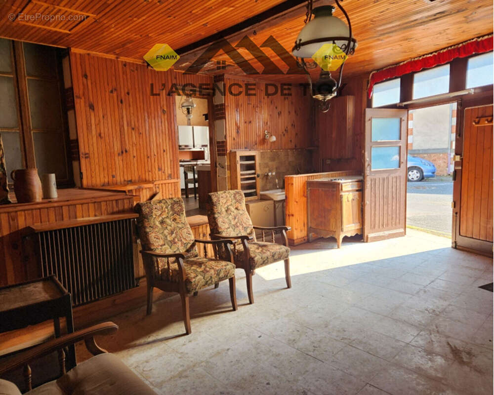 Maison à SAINT-GONDON