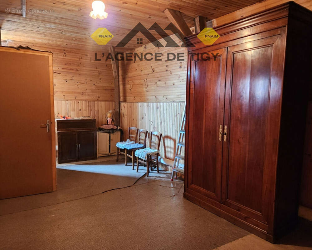 Maison à SAINT-GONDON