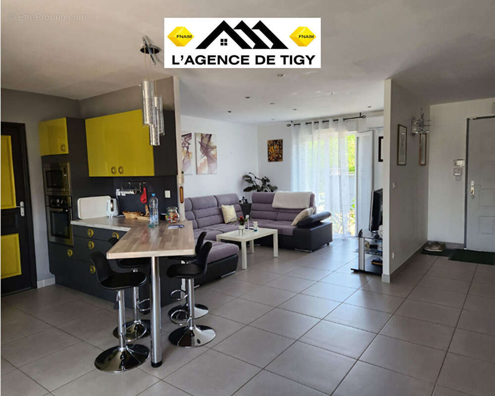 Maison à NEUVY-EN-SULLIAS