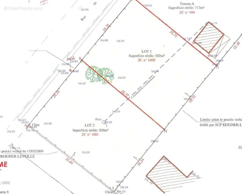 Terrain à SAINT-DENIS-DE-L&#039;HOTEL