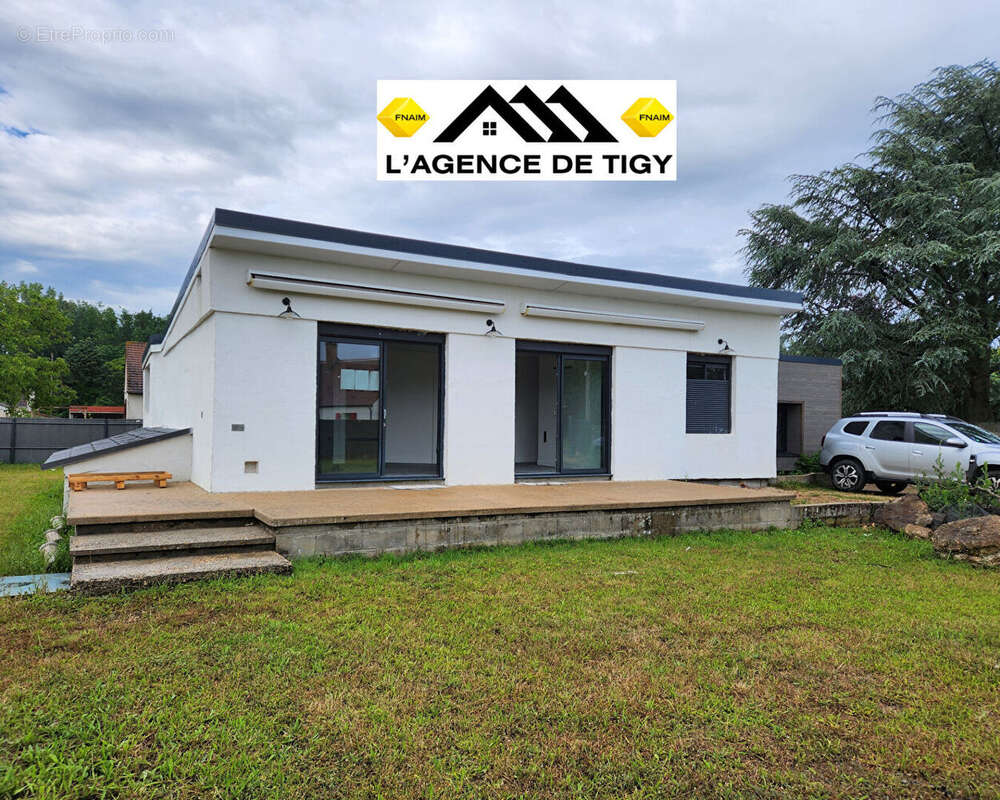 Maison à NEUVY-EN-SULLIAS