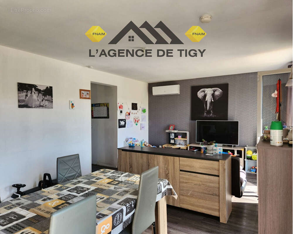 Maison à NEUVY-EN-SULLIAS