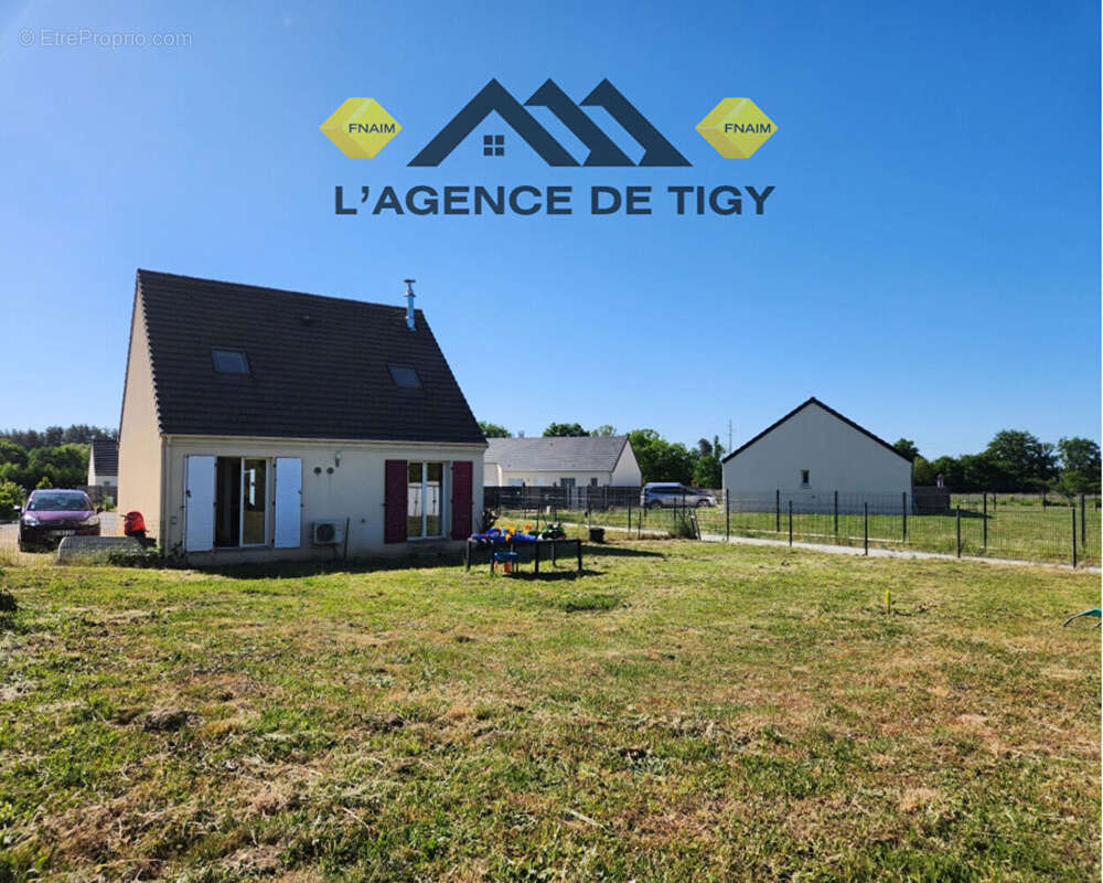 Maison à NEUVY-EN-SULLIAS