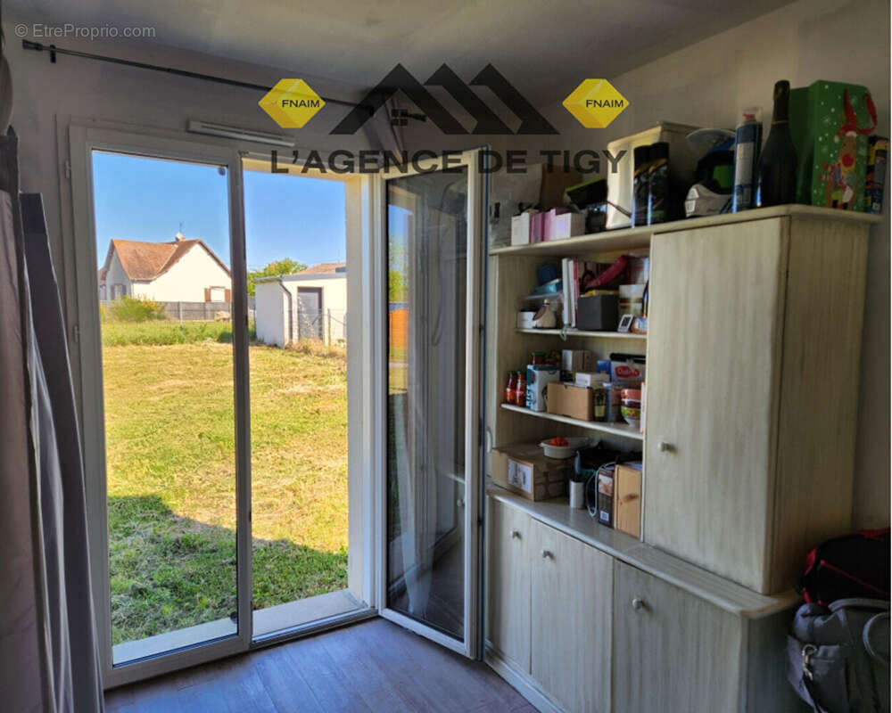 Maison à NEUVY-EN-SULLIAS