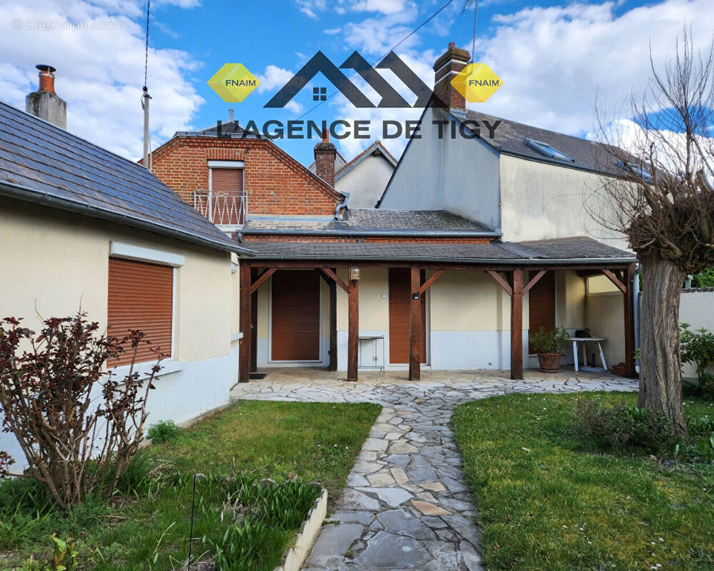 Maison à SULLY-SUR-LOIRE