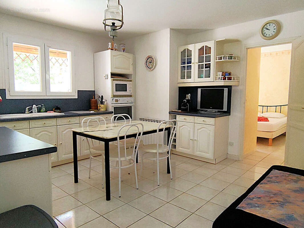 Maison à FORCALQUEIRET