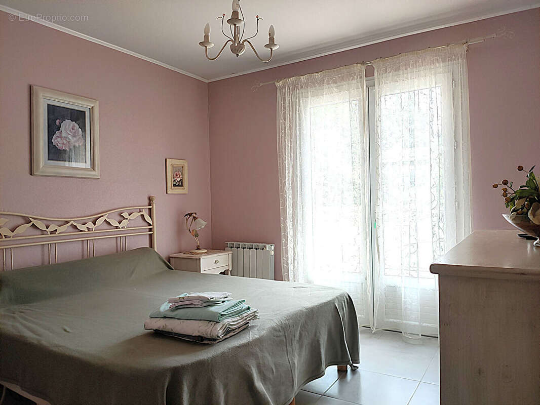 Maison à FORCALQUEIRET