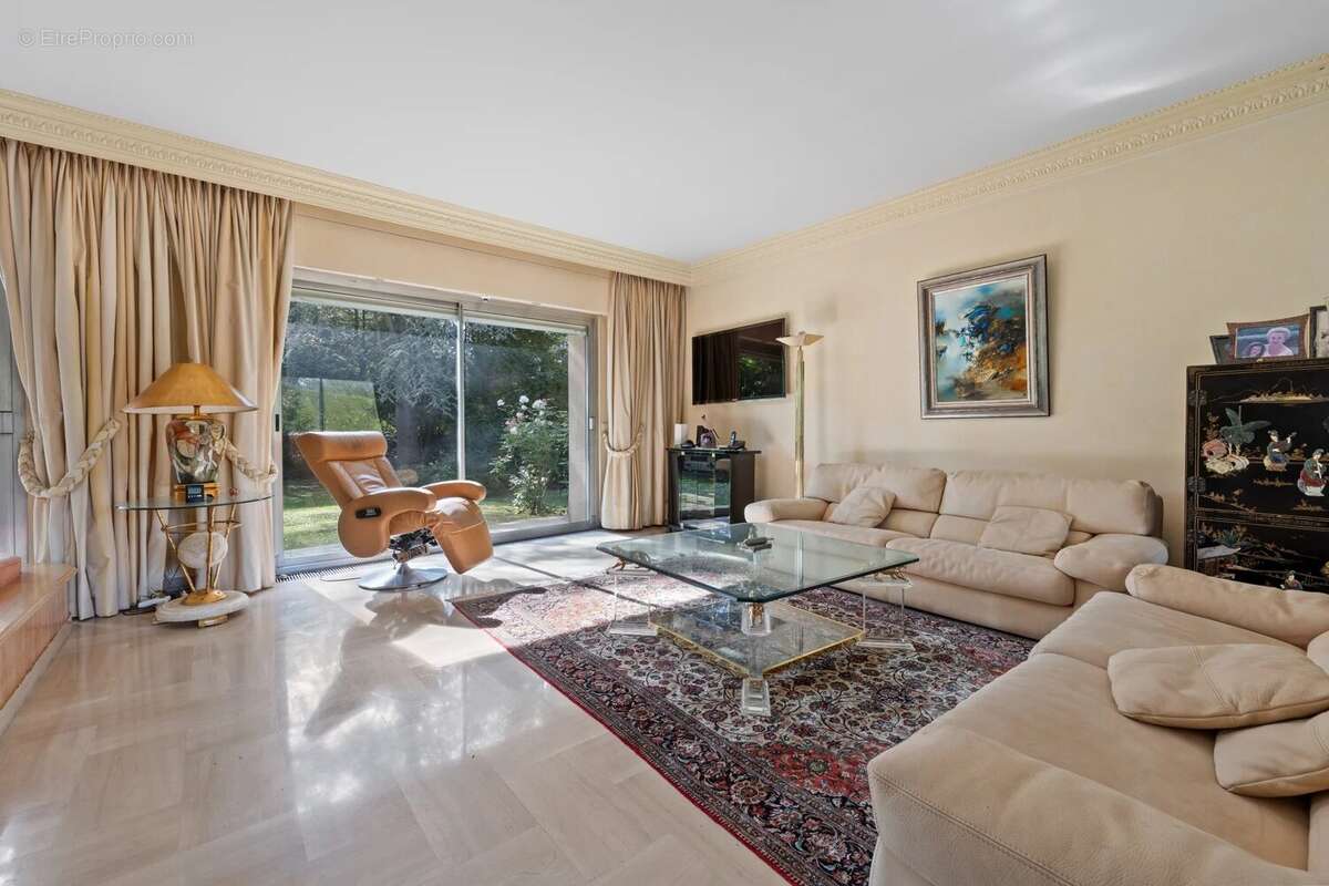 Maison à VAUCRESSON