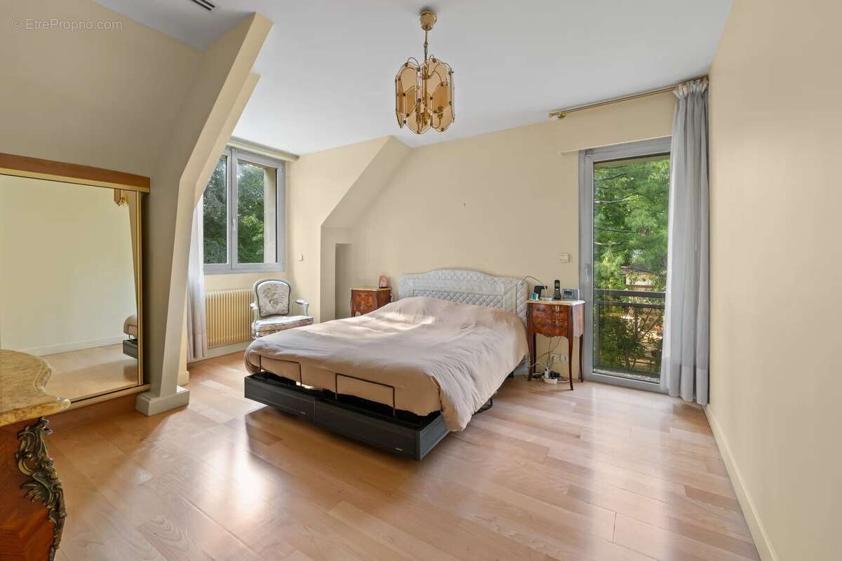 Maison à VAUCRESSON