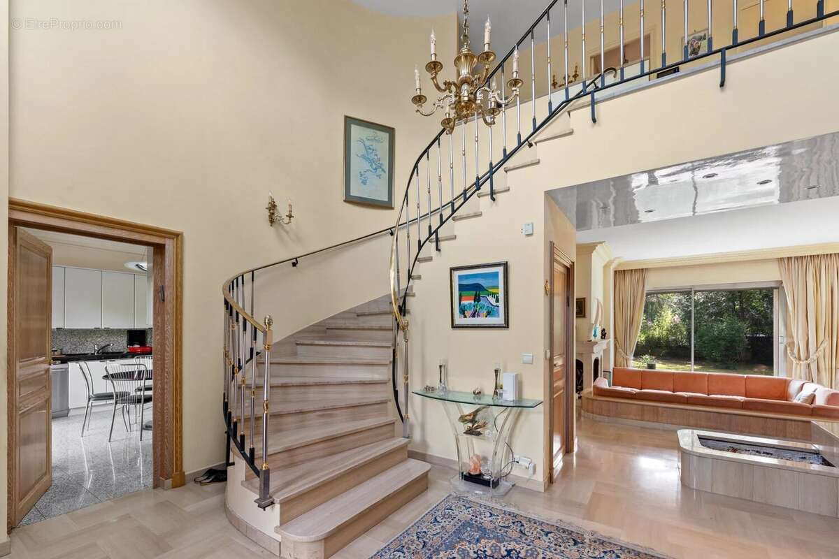 Maison à VAUCRESSON