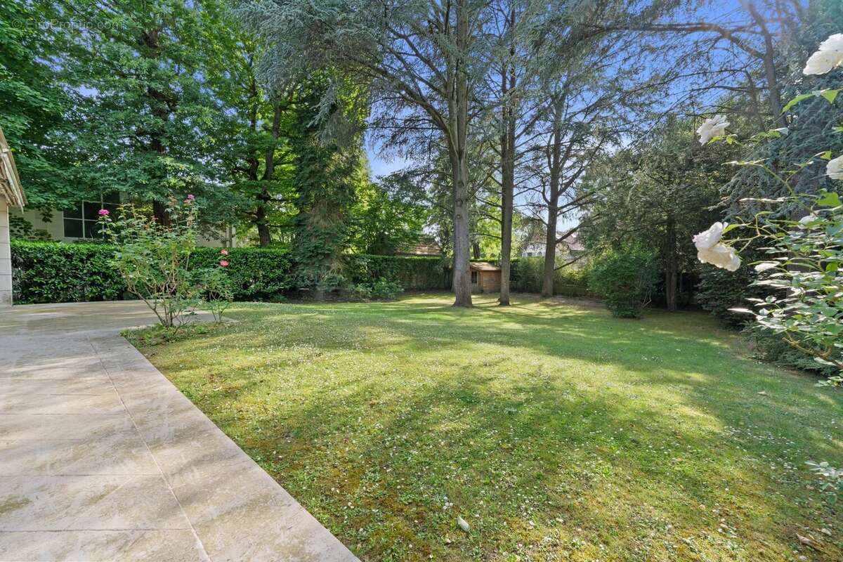 Maison à VAUCRESSON