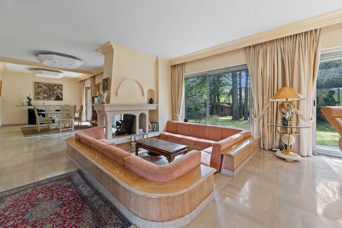 Maison à VAUCRESSON