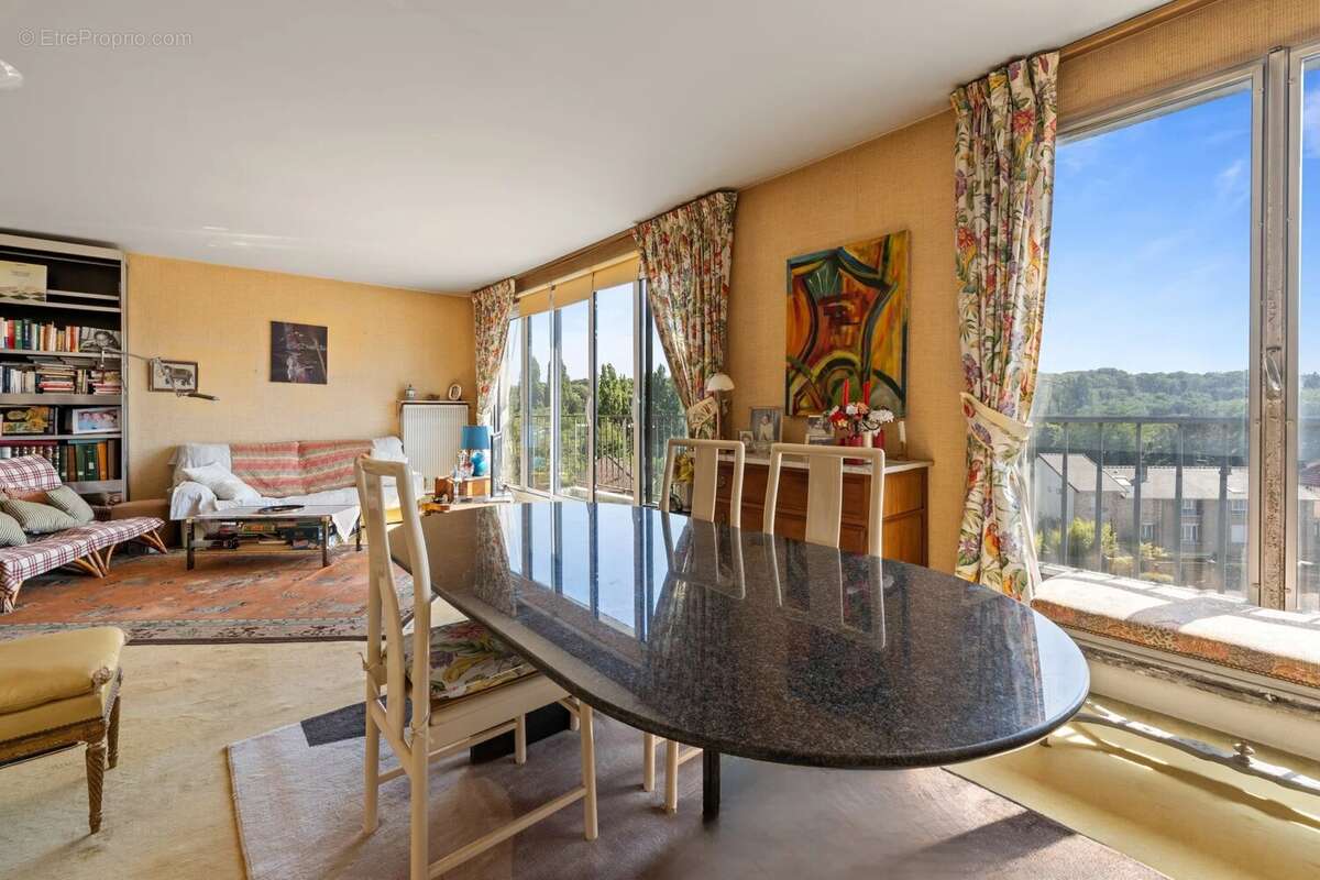 Appartement à VAUCRESSON