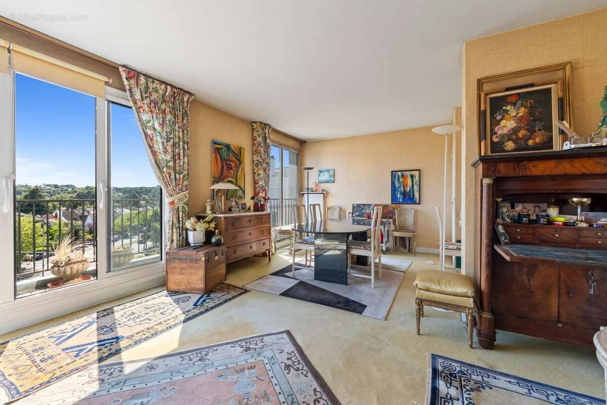 Appartement à VAUCRESSON