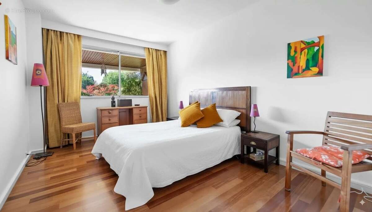 Appartement à VAUCRESSON