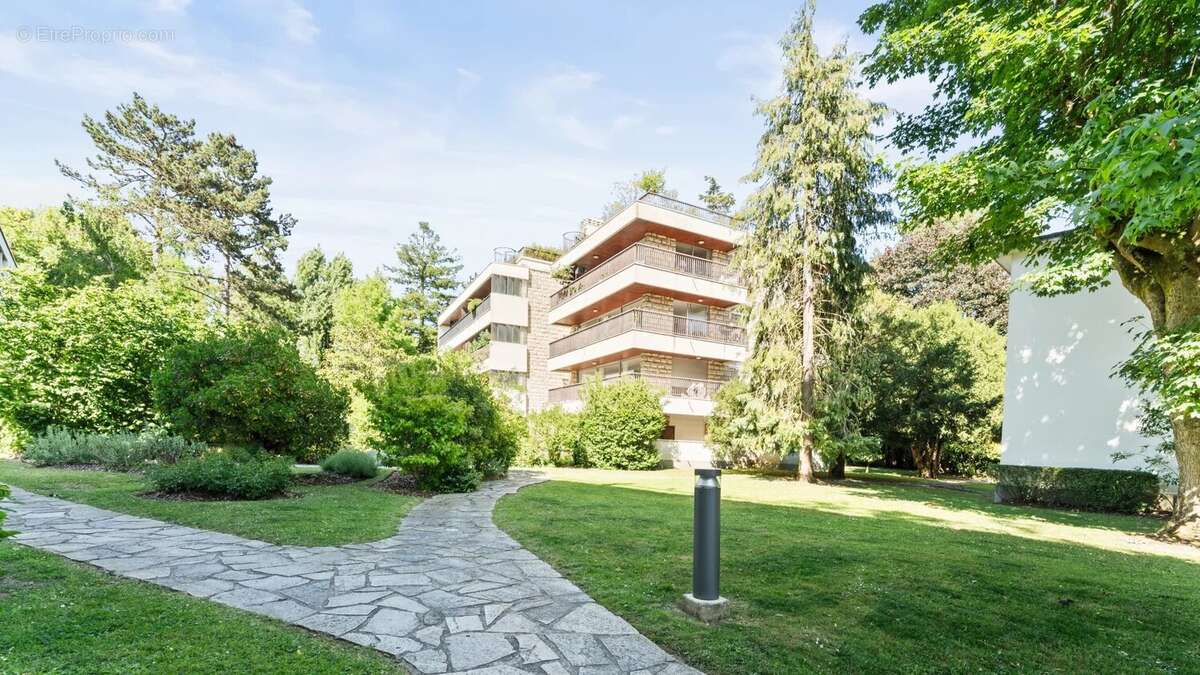 Appartement à VAUCRESSON