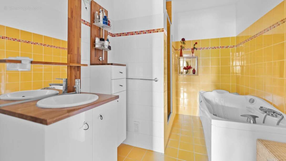 Appartement à VAUCRESSON