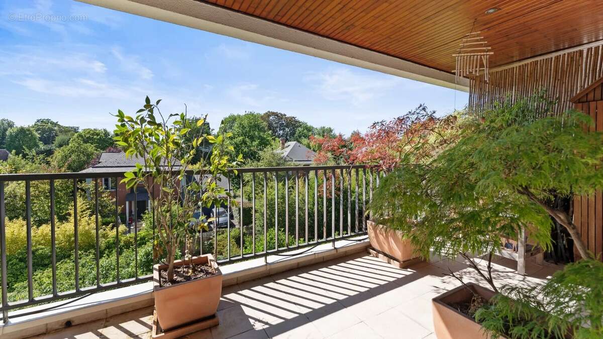 Appartement à VAUCRESSON