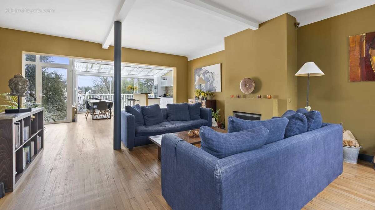 Maison à LA CELLE-SAINT-CLOUD