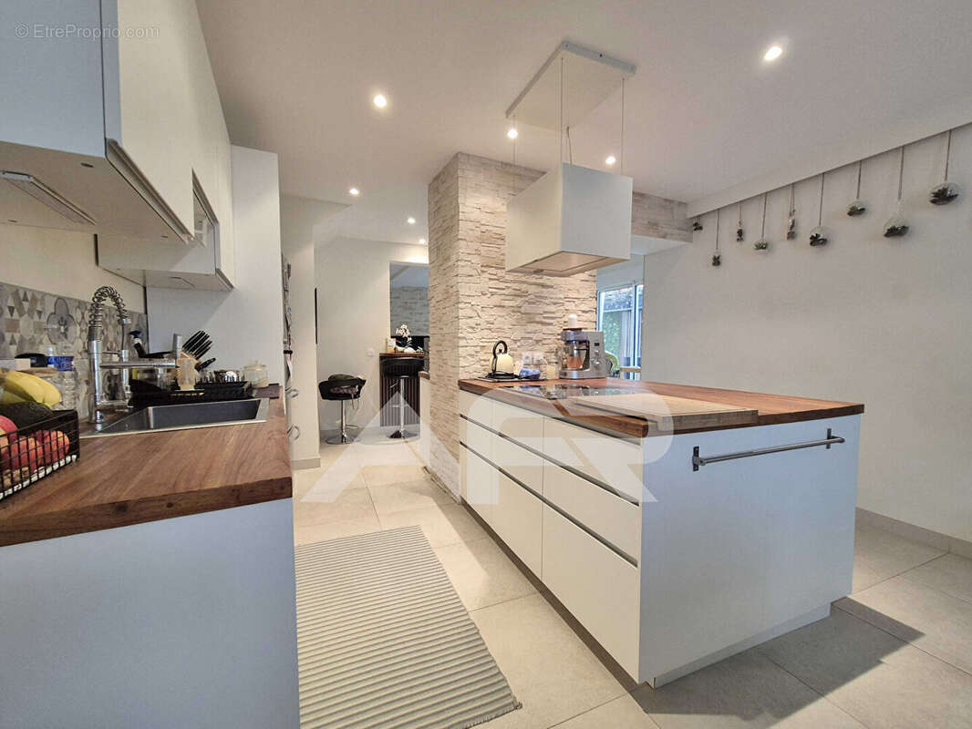 Maison à CARRIERES-SUR-SEINE