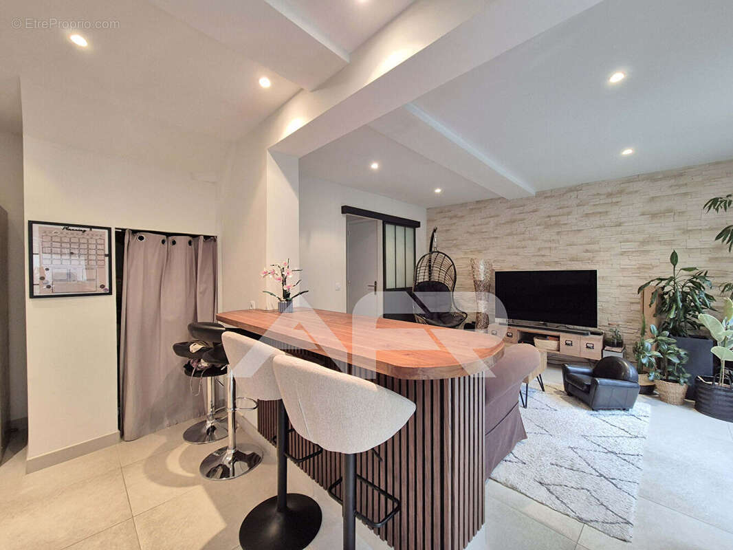 Maison à CARRIERES-SUR-SEINE