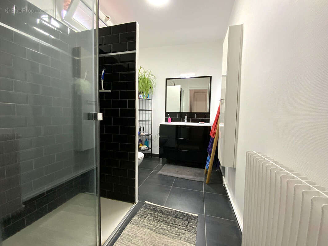 Maison à SAINTE-SAVINE