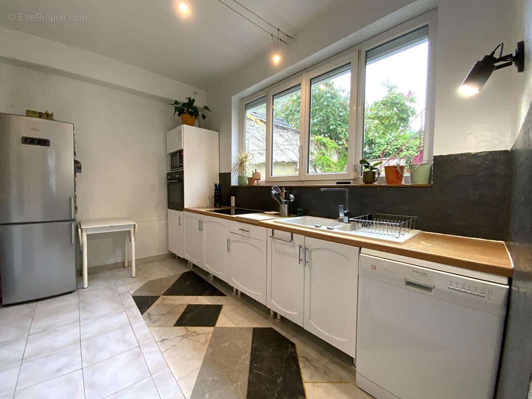 Maison à SAINTE-SAVINE