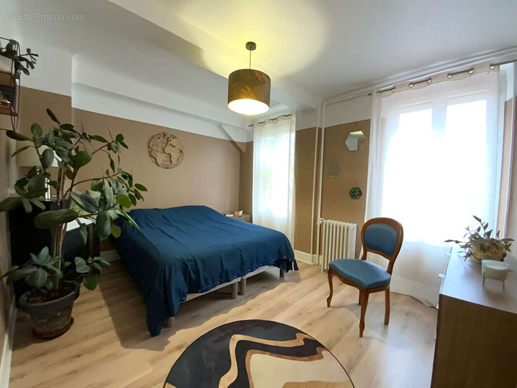 Maison à SAINTE-SAVINE