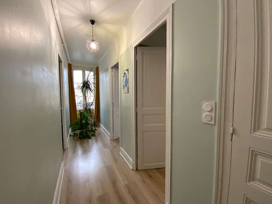 Maison à SAINTE-SAVINE