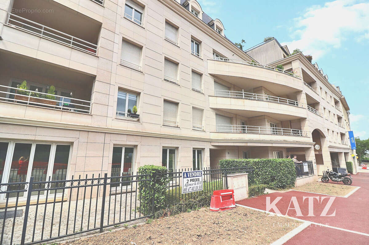 Appartement à GARCHES