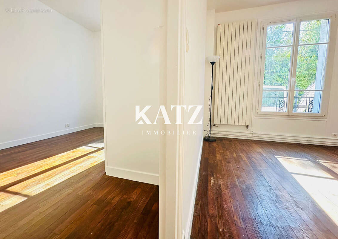 Appartement à GARCHES