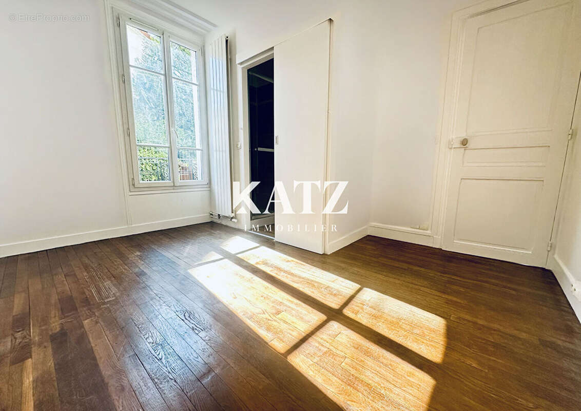 Appartement à GARCHES