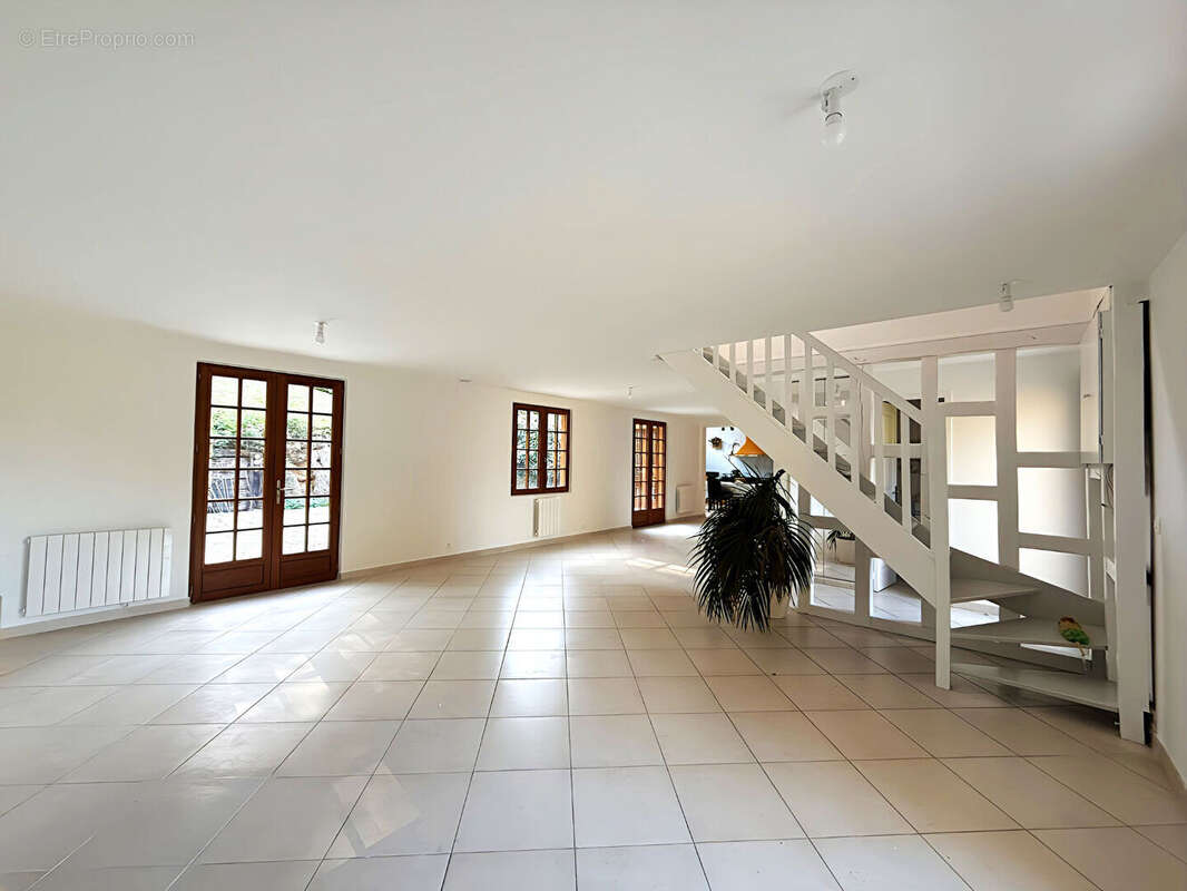 Maison à JOUY-EN-JOSAS