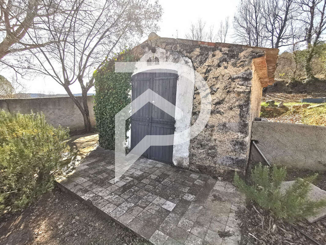 Maison à VILLECROZE