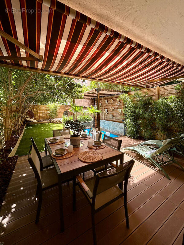 Appartement à SAINT-LAURENT-DU-VAR