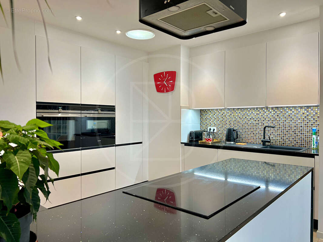 Maison à SAINT-EMILION