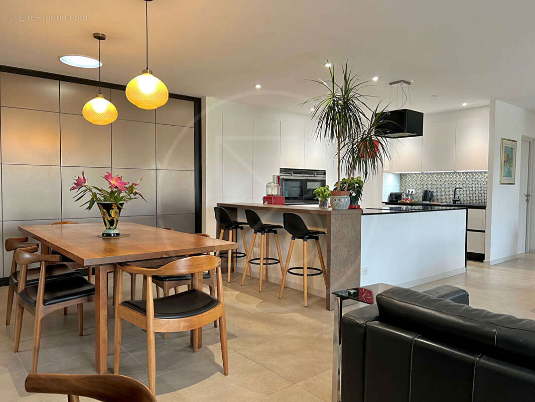 Maison à SAINT-EMILION