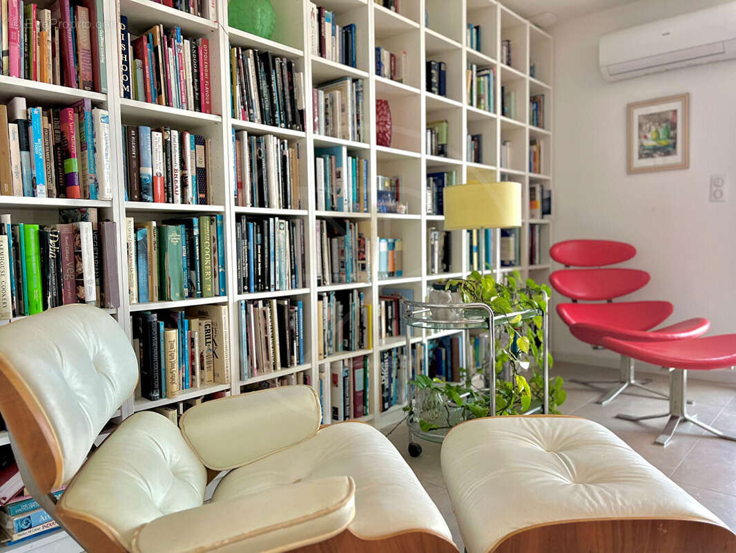 Maison à SAINT-EMILION