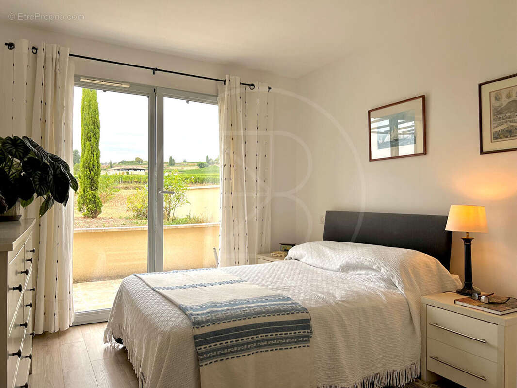 Maison à SAINT-EMILION