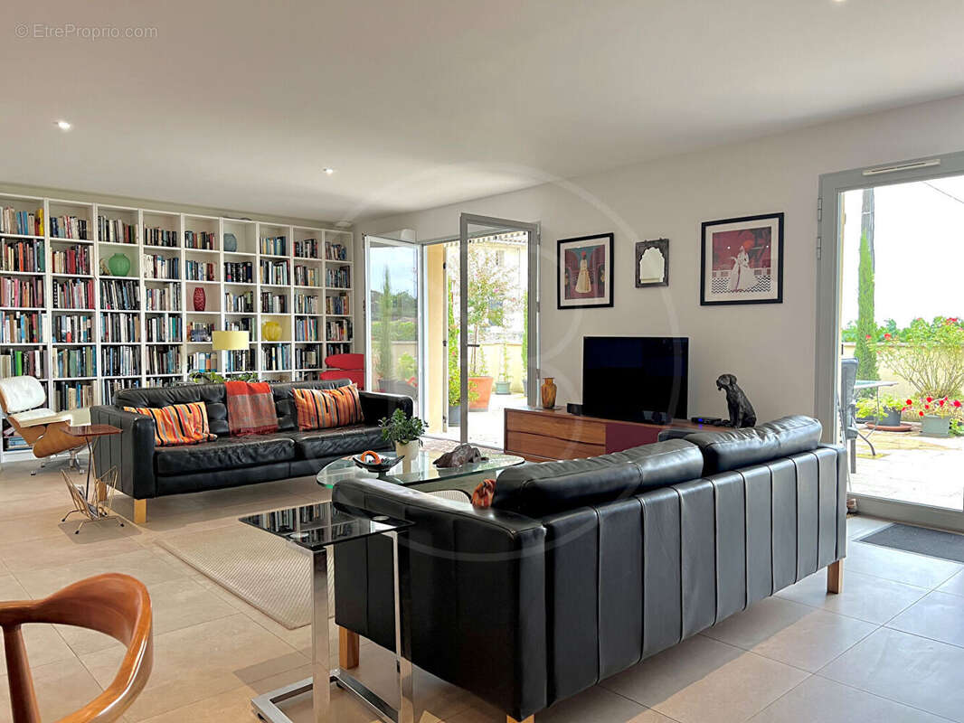 Maison à SAINT-EMILION