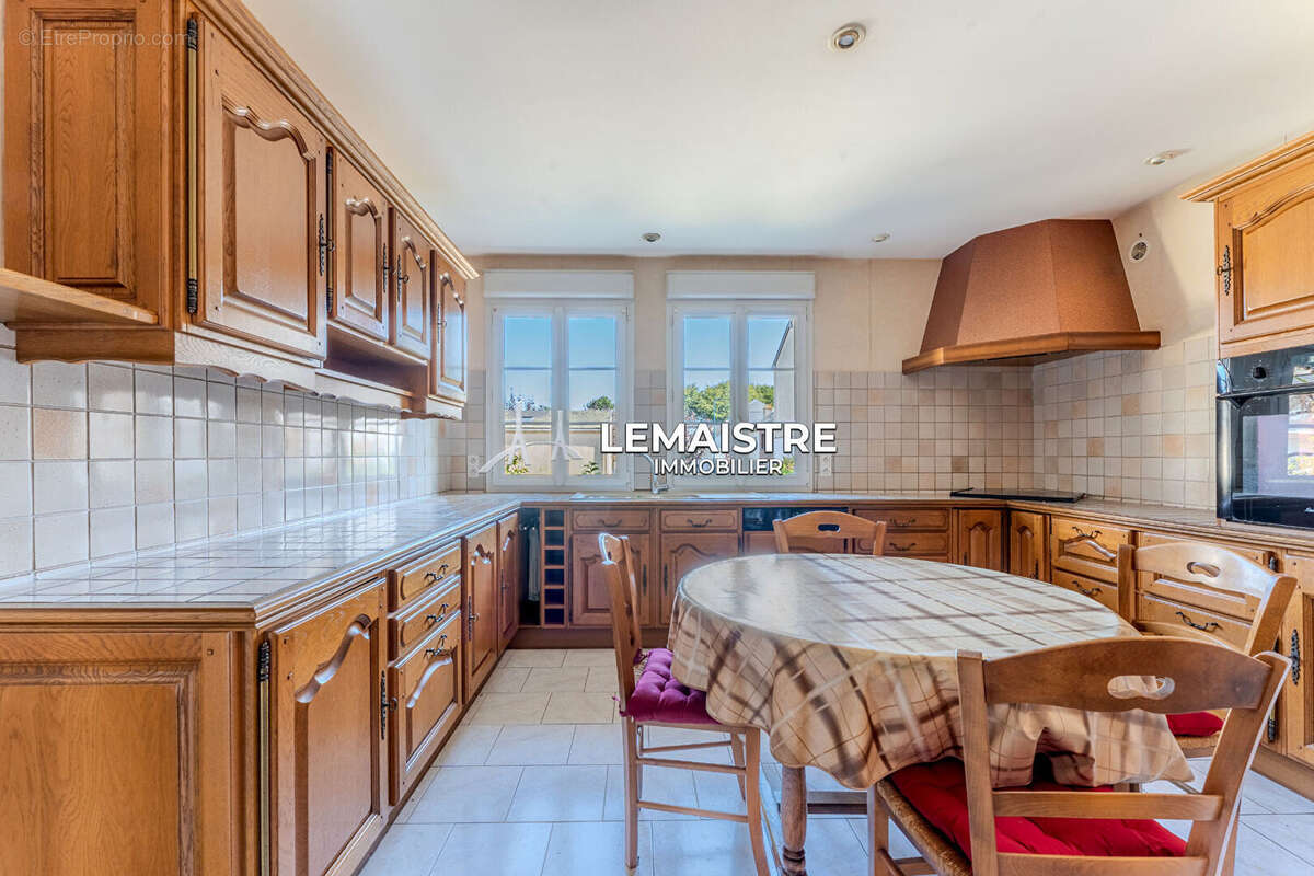 Maison à GONNEVILLE-LA-MALLET