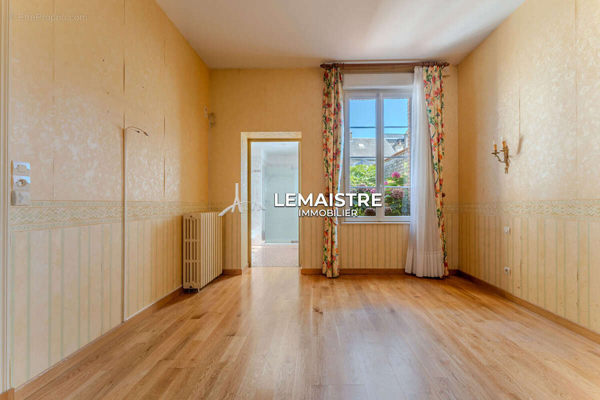 Maison à GONNEVILLE-LA-MALLET