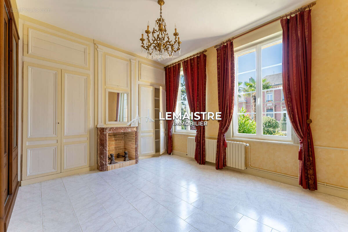 Maison à GONNEVILLE-LA-MALLET