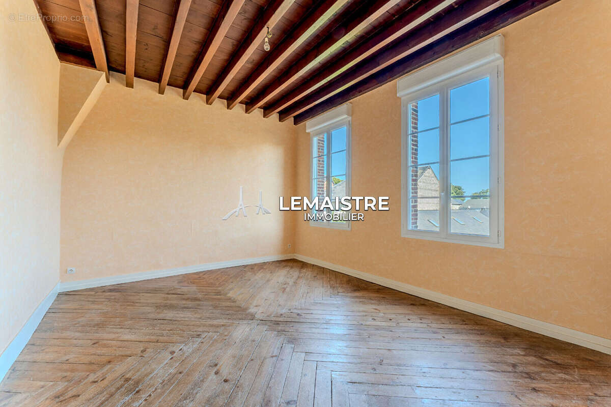 Maison à GONNEVILLE-LA-MALLET